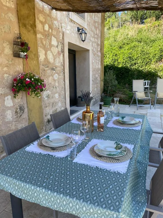 Hébergement de vacances Maison Campagne Aixoise Éguilles